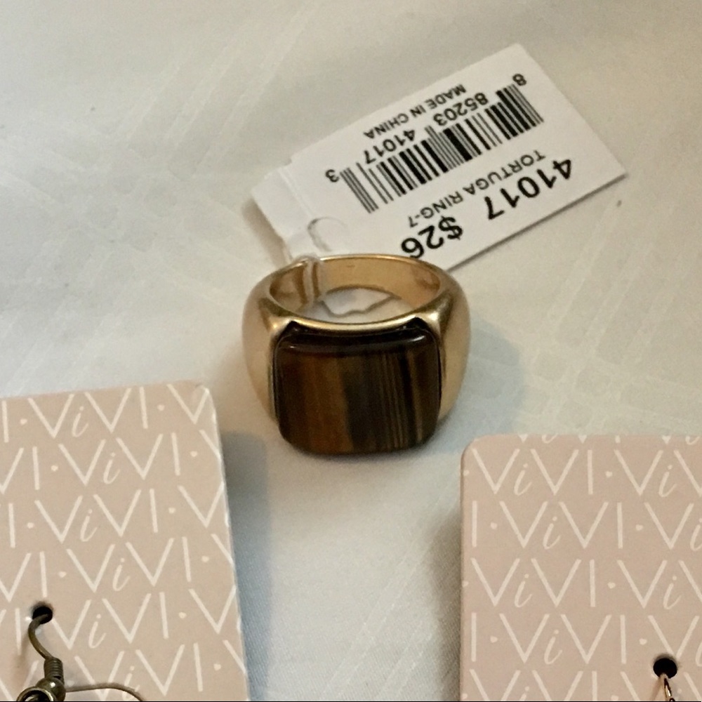 ViVl size 7 TORTUGA ring (tigers eye) type